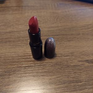 MAC Amplified Cream Lipstick (Red, Dubonnet)